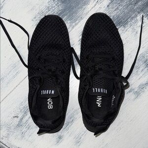Black mesh runner no Bull project sneakers. Size 9.5 in women’s size 8 in men’s.